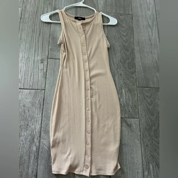 Lulu's Cream Sleeveless Mini Dress NWT - Picture 2 of 3